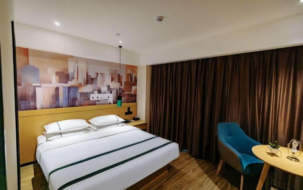 Bed in City Comfort Inn Dali High-speed Railway Station Erhai Park