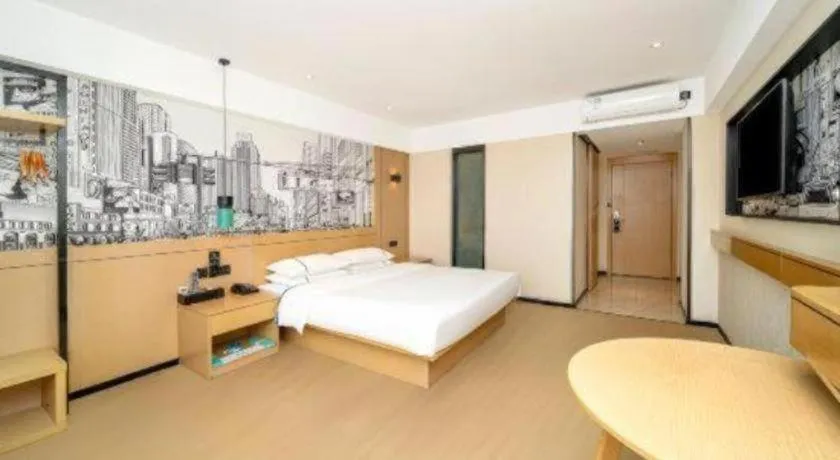 Bed in City Comfort Inn Dali High-speed Railway Station Erhai Park