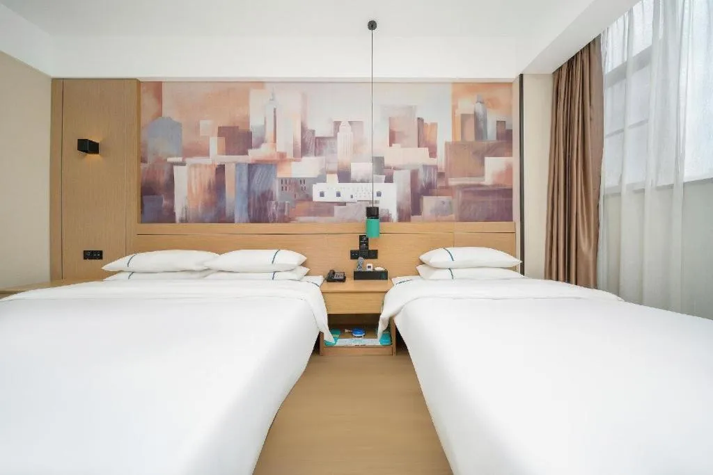 Bed in City Comfort Inn Dali High-speed Railway Station Erhai Park