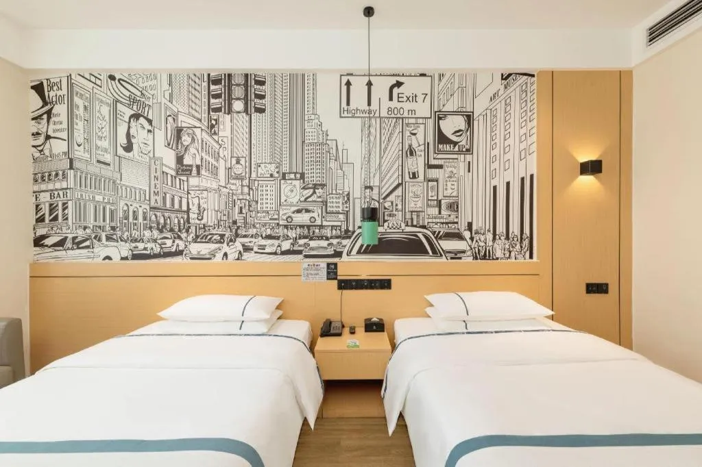 Bed in City Comfort Inn Chengdu Wenjiang Zhujiang Square Guanghua Park Metro Station