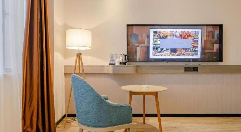 City Comfort Inn Chengdu Wenjiang Zhujiang Square Guanghua Park Metro Station