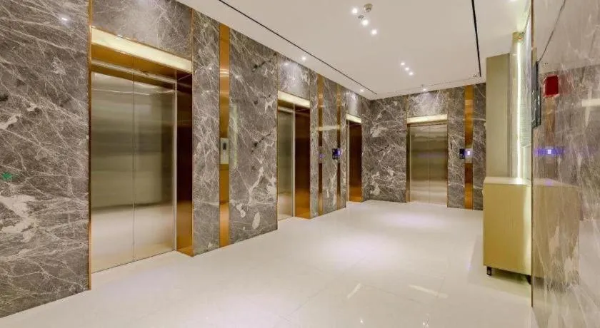 City Comfort Inn Chengdu Wenjiang Zhujiang Square Guanghua Park Metro Station