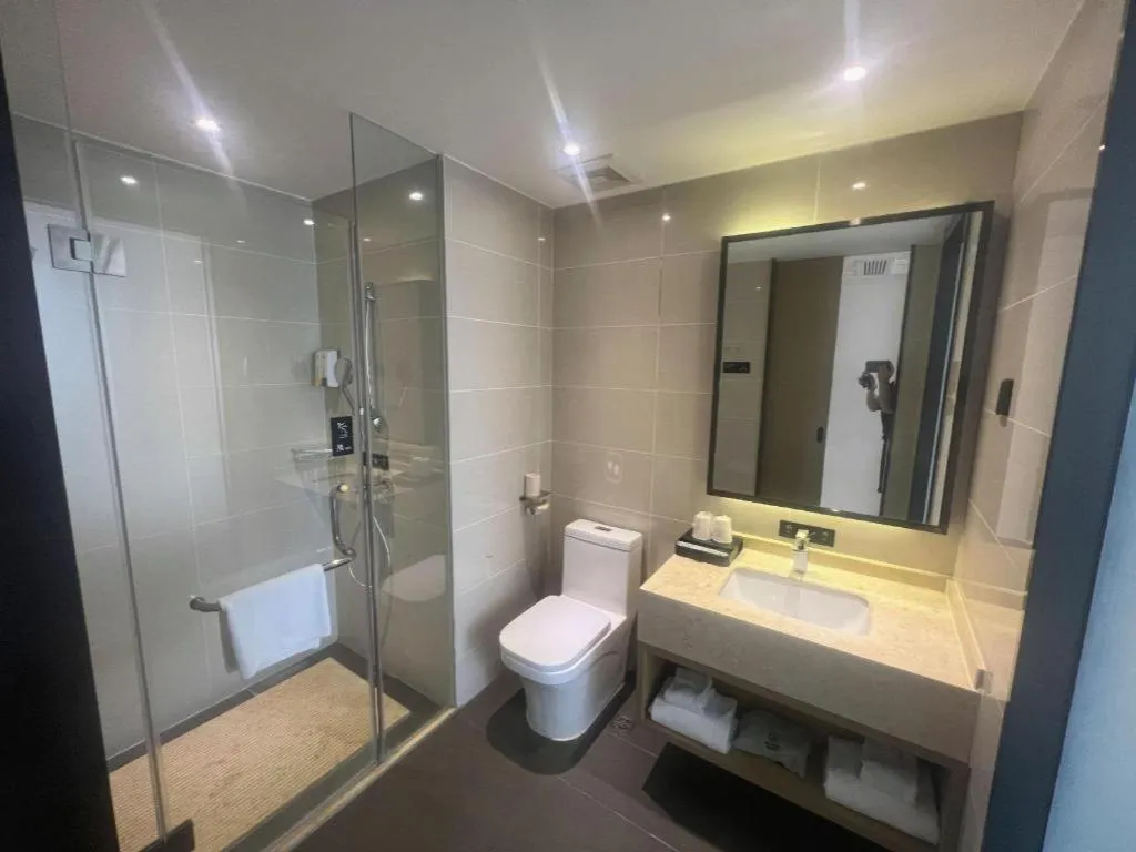 City Comfort Inn Chengdu Wenjiang Zhujiang Square Guanghua Park Metro Station