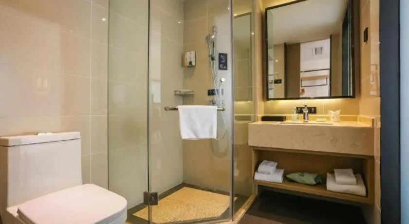 City Comfort Inn Chengdu Wenjiang Zhujiang Square Guanghua Park Metro Station