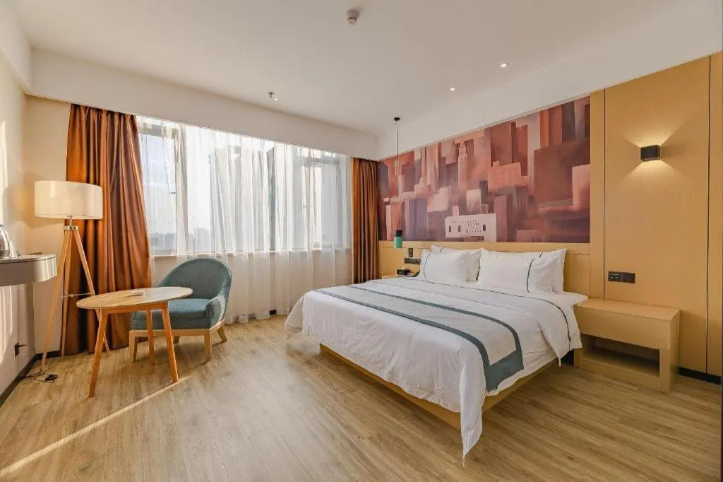 Bed in City Comfort Inn Chengdu Wenjiang Zhujiang Square Guanghua Park Metro Station