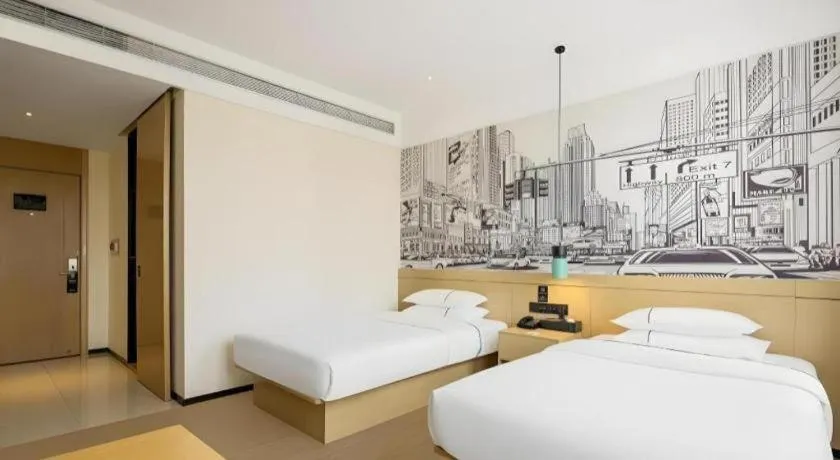 Bed in City Comfort Inn Liuzhou Liucheng