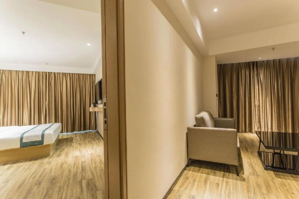 Bed in City Comfort Inn Liuzhou Liucheng