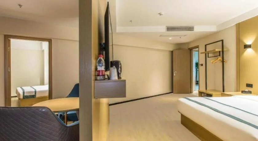 Bed in City Comfort Inn Liuzhou Liucheng