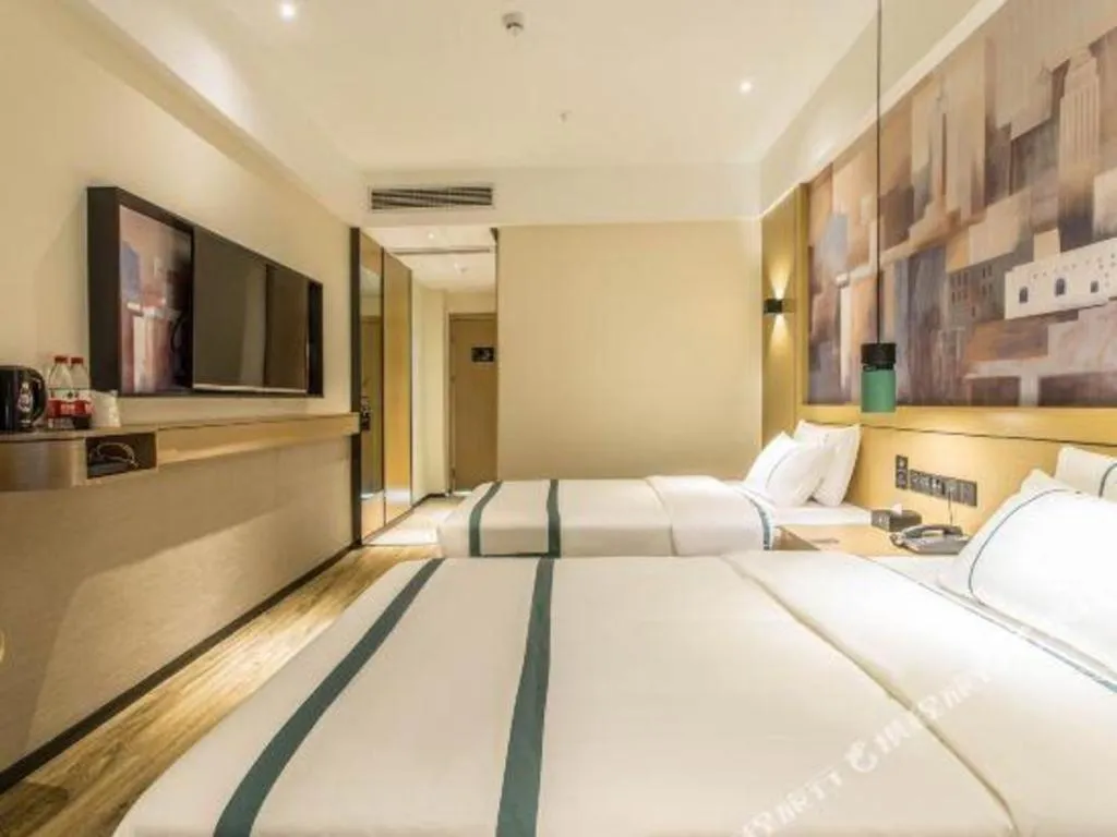 Bed in City Comfort Inn Liuzhou Liucheng