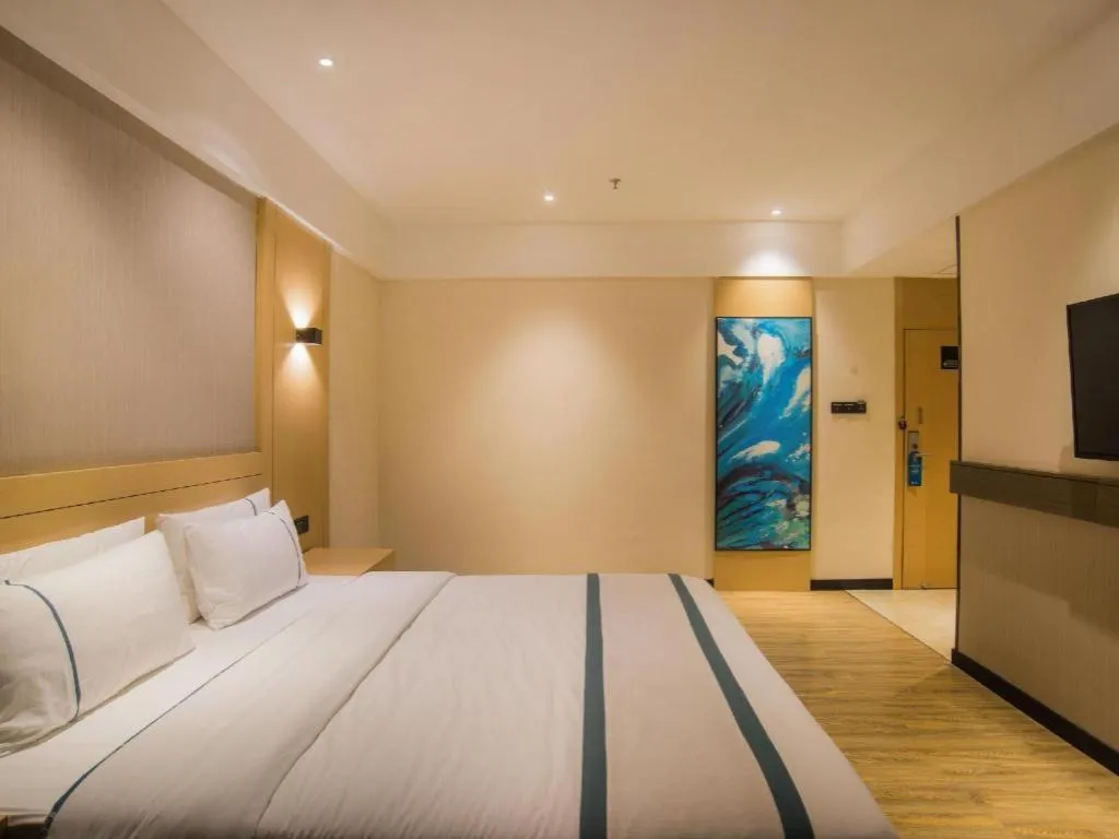 Bed in City Comfort Inn Liuzhou Longtan Park Ma'anshan Baiyun