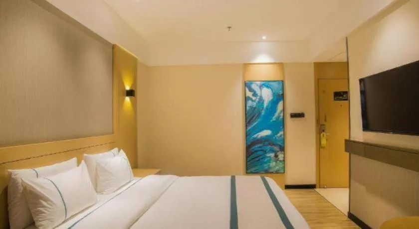 Bed in City Comfort Inn Liuzhou Longtan Park Ma'anshan Baiyun