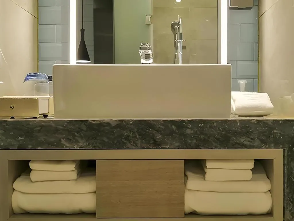 Echarm Hotel Kunming High-speed Railway South Station Chunrong Street Metro Station