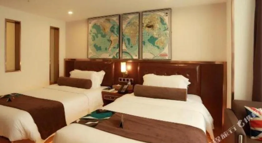 Bed in James Joyce Coffetel Guilin Railway Station Xiangbi Mountain Liangjiang Sihu Wharf