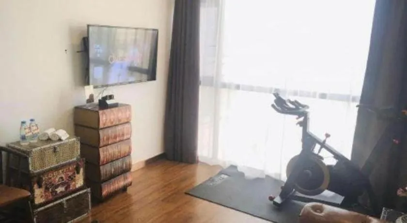 James Joyce Coffetel Guilin Railway Station Xiangbi Mountain Liangjiang Sihu Wharf