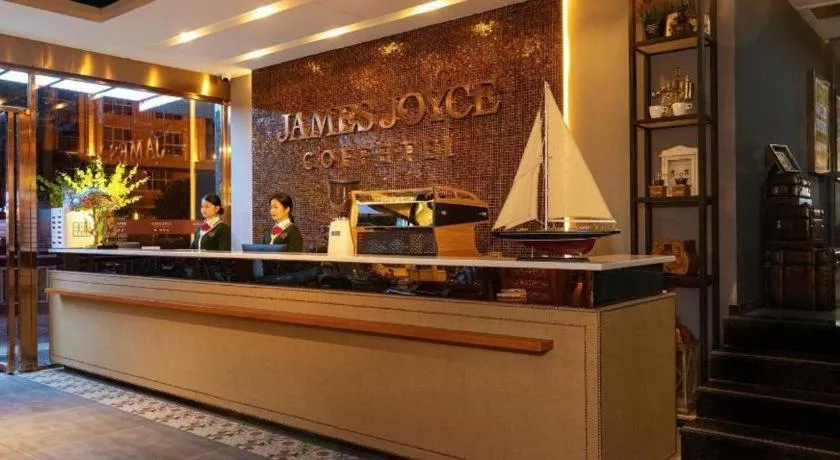 James Joyce Coffetel Guilin Railway Station Xiangbi Mountain Liangjiang Sihu Wharf