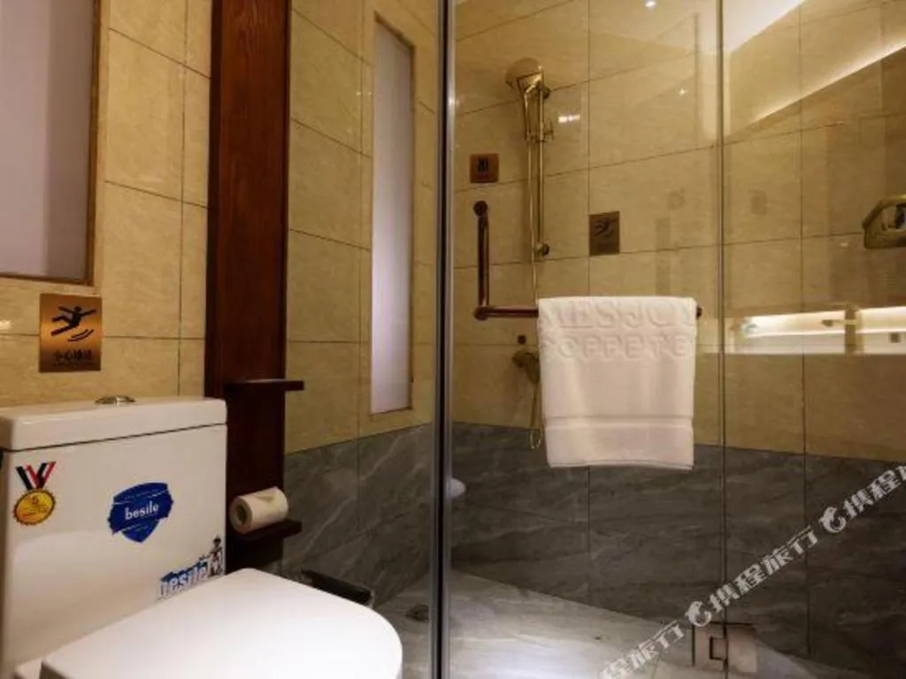 James Joyce Coffetel Guilin Railway Station Xiangbi Mountain Liangjiang Sihu Wharf