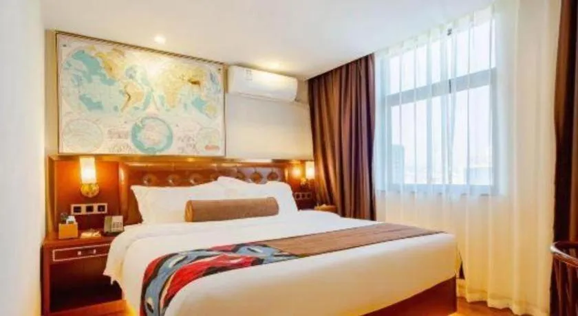 Bed in James Joyce Coffetel Guilin Railway Station Xiangbi Mountain Liangjiang Sihu Wharf