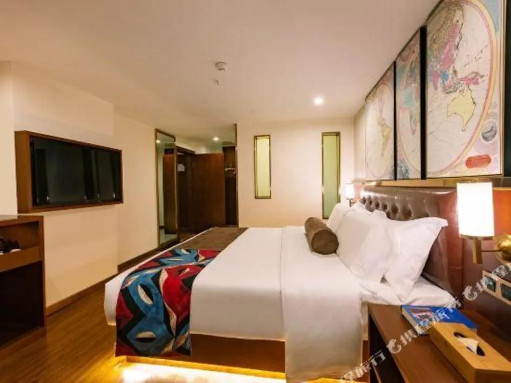 Bed in James Joyce Coffetel Guilin Railway Station Xiangbi Mountain Liangjiang Sihu Wharf