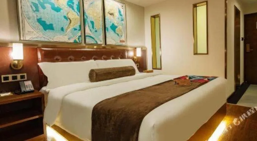 Bed in James Joyce Coffetel Guilin Railway Station Xiangbi Mountain Liangjiang Sihu Wharf