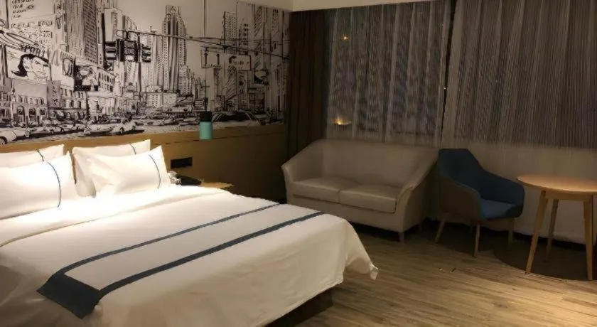 Bed in City Comfort Inn Foshan Sanshui Datang