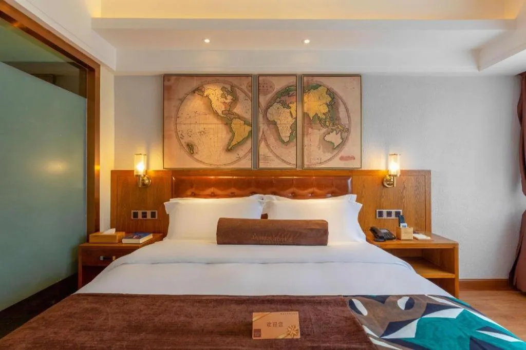 Bed in James Joyce Coffetel Kunming Railway Station Huancheng Nan Road Metro Station