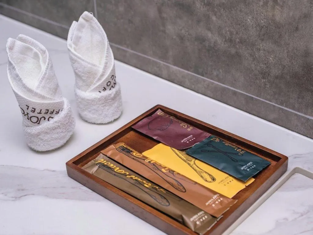 James Joyce Coffetel Kunming Railway Station Huancheng Nan Road Metro Station