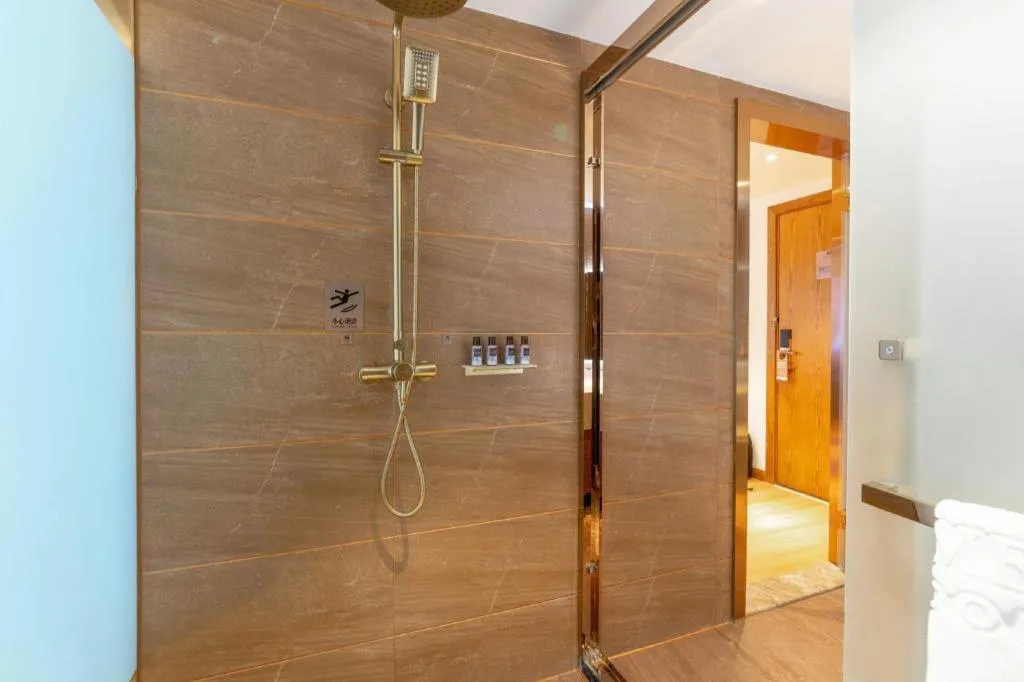 James Joyce Coffetel Kunming Railway Station Huancheng Nan Road Metro Station