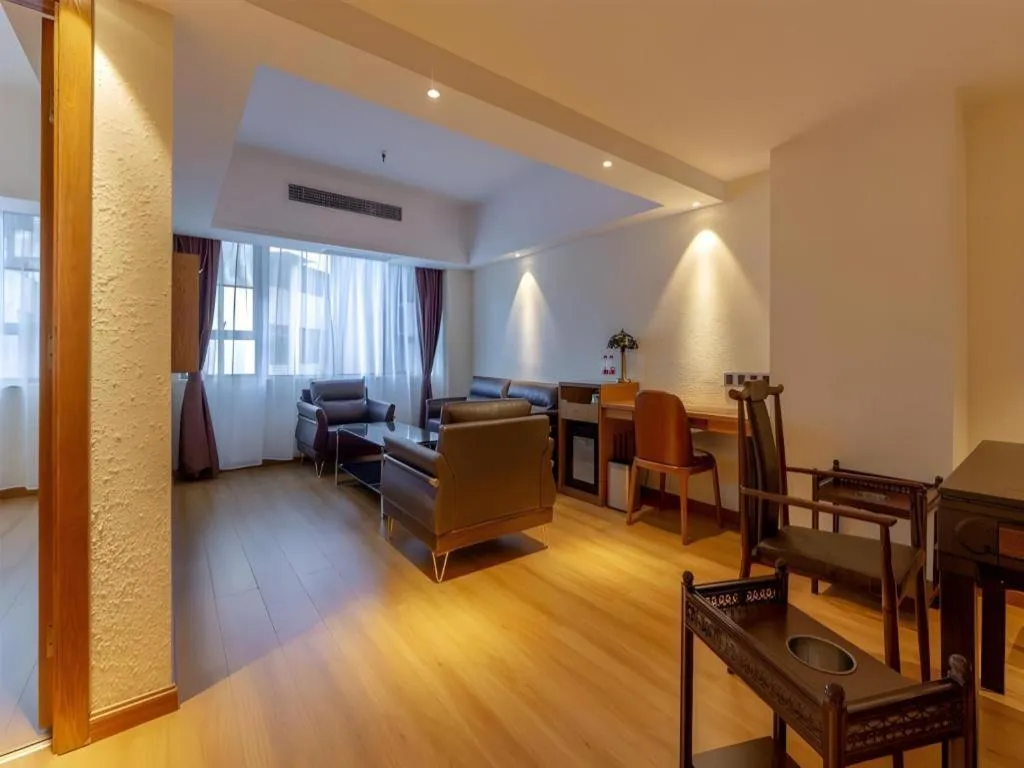 James Joyce Coffetel Kunming Railway Station Huancheng Nan Road Metro Station