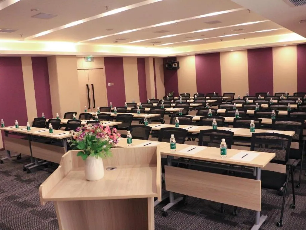 Lavande Hotel Nanchang High Tech Aixihu
