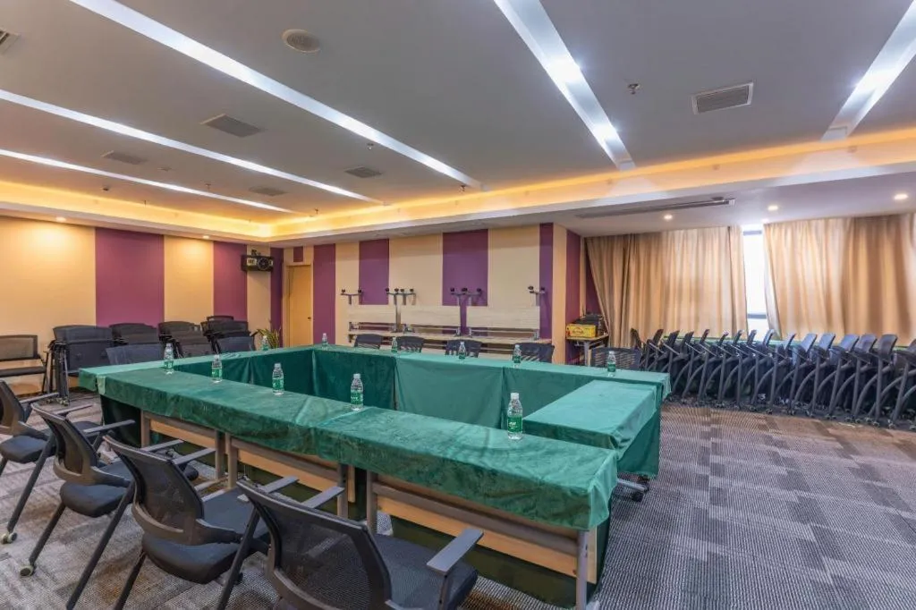 Lavande Hotel Nanchang High Tech Aixihu