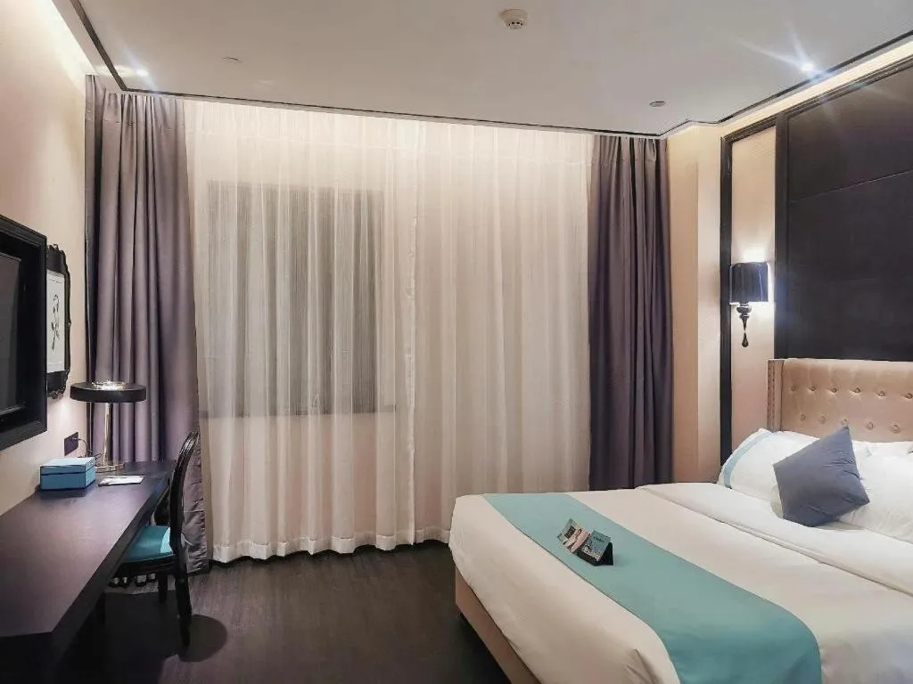 Bed in Xana Hotelle Guangzhou Luogang Science City Huangpi Metro Station