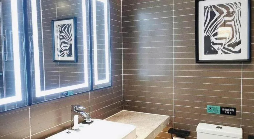 Xana Hotelle Guangzhou Luogang Science City Huangpi Metro Station