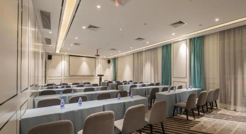 Xana Hotelle Guangzhou Luogang Science City Huangpi Metro Station