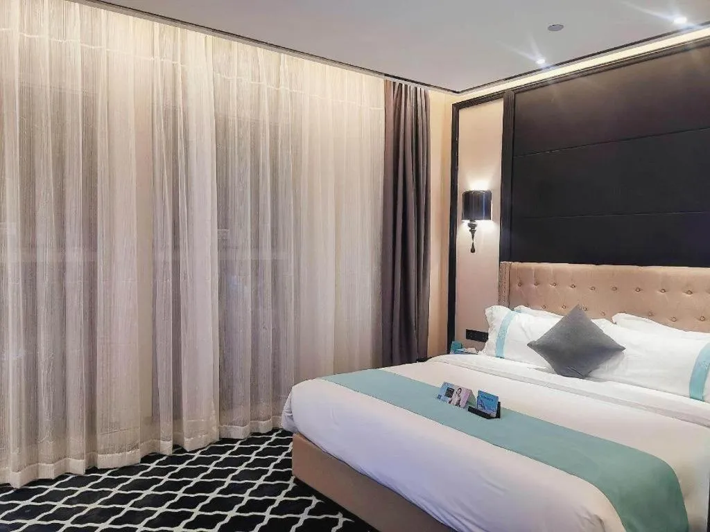 Bed in Xana Hotelle Guangzhou Luogang Science City Huangpi Metro Station