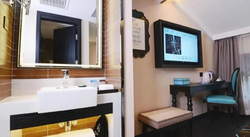 Xana Hotelle Xi'an Zhonglou, Huimin Street Metro Station