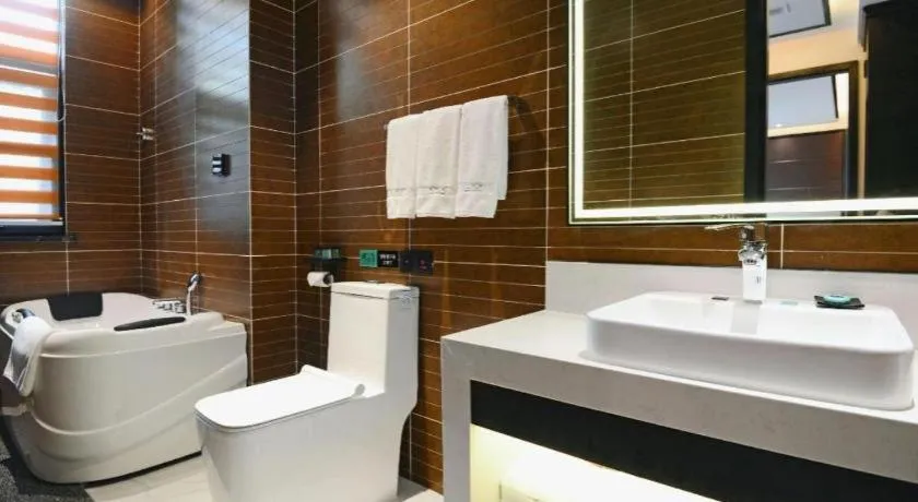 Xana Hotelle Xi'an Zhonglou, Huimin Street Metro Station