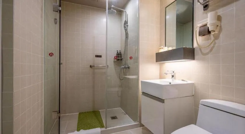 Jinjiang Inn Select Heze Wanxiang Plaza Guiling Road