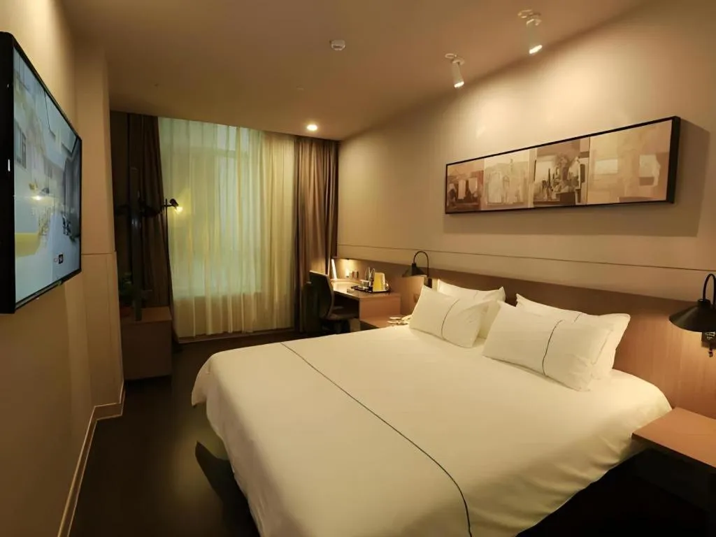 Bed in Jinjiang Inn Select Heze Wanxiang Plaza Guiling Road