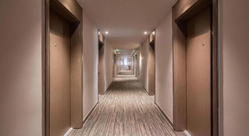 Jinjiang Inn Select Heze Wanxiang Plaza Guiling Road