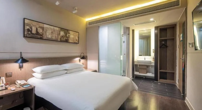 Bed in Jinjiang Inn Select Heze Wanxiang Plaza Guiling Road
