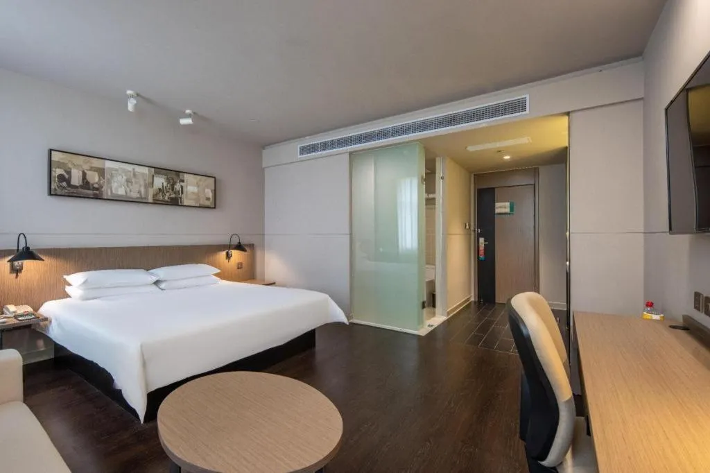 Bed in Jinjiang Inn Select Heze Wanxiang Plaza Guiling Road