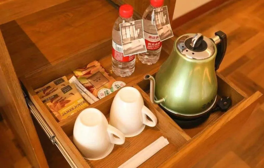 James Joyce Coffetel Beijing Tongzhou Guoyuan Metro Station