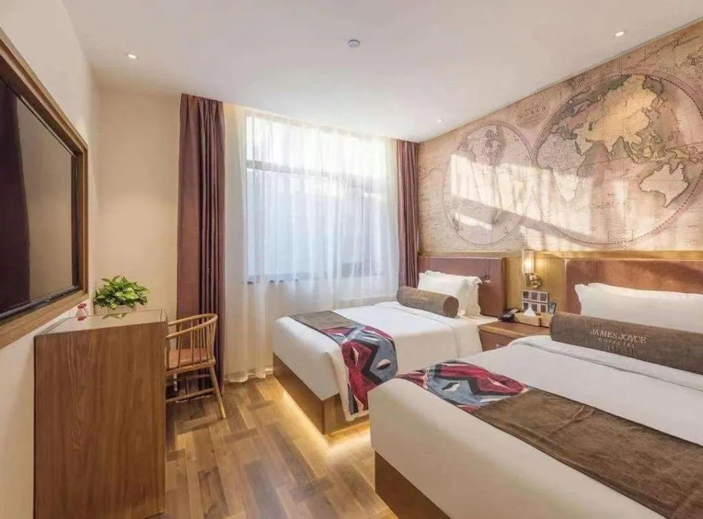 Bed in James Joyce Coffetel Beijing Tongzhou Guoyuan Metro Station