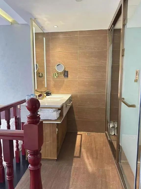 James Joyce Coffetel Beijing Tongzhou Guoyuan Metro Station