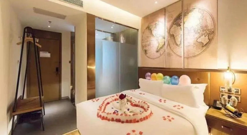 Bed in James Joyce Coffetel Beijing Tongzhou Guoyuan Metro Station