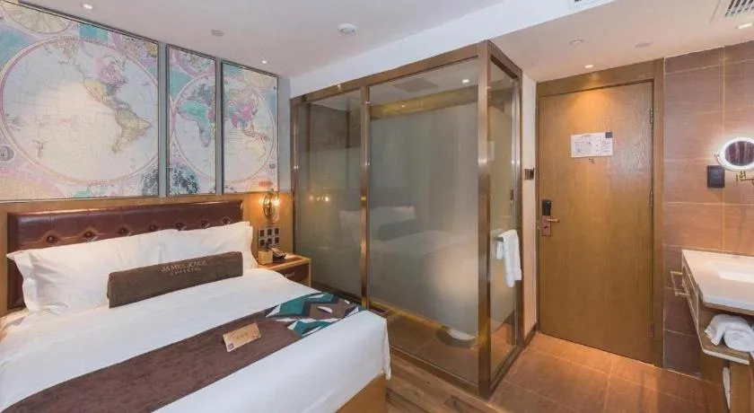 Bed in James Joyce Coffetel Beijing Tongzhou Guoyuan Metro Station