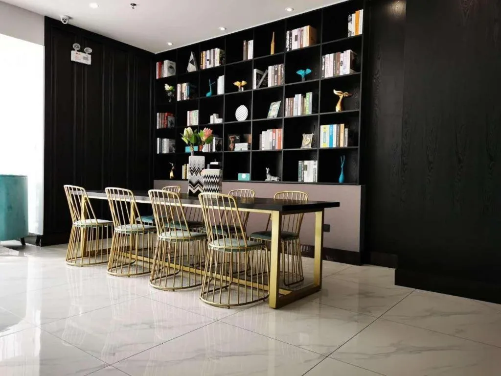 Xana Hotelle Rizhao Lanshan District Government