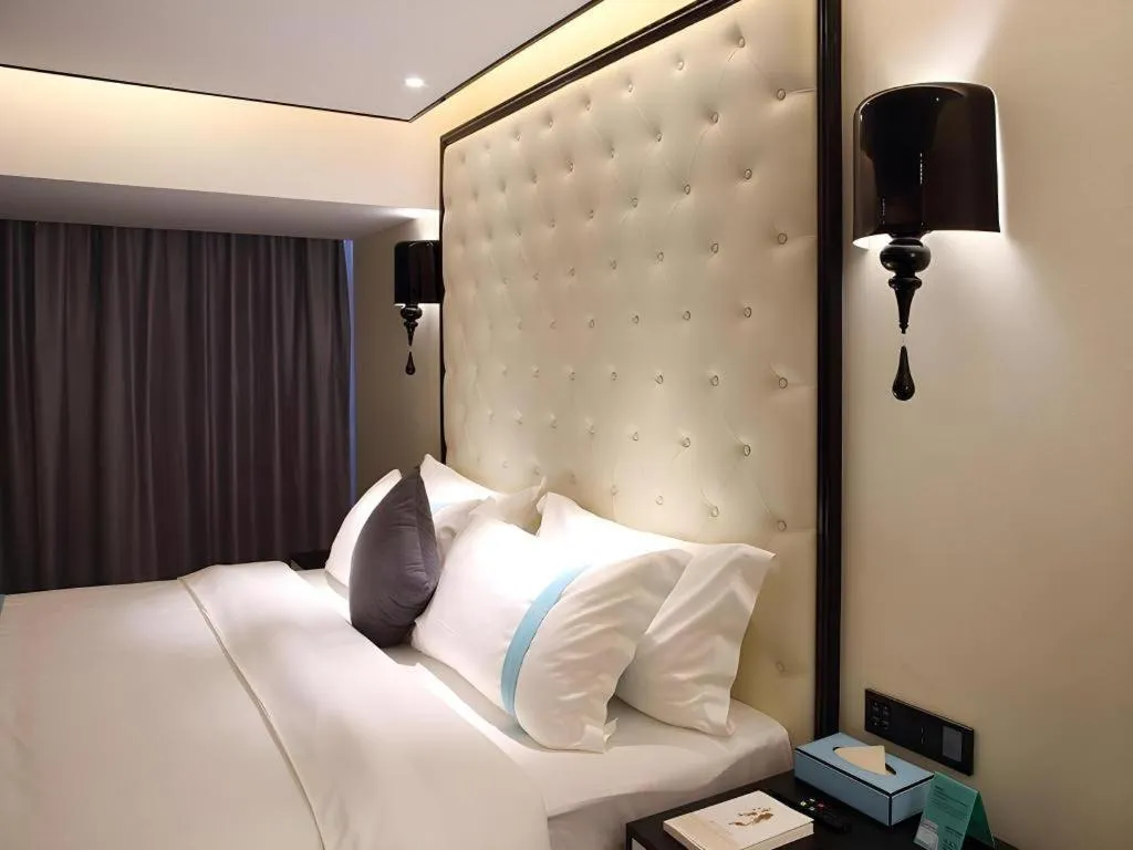 Bed in Xana Hotelle Shenzheng South Station Foxconn