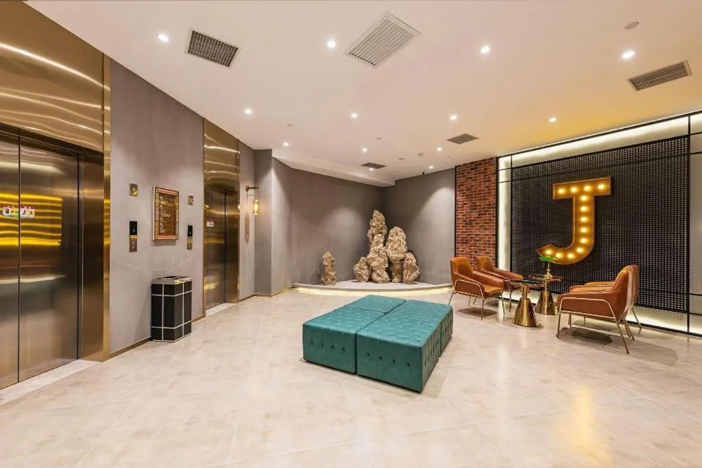 James Joyce Coffetel Tianjing First Central Hospital Nankai University