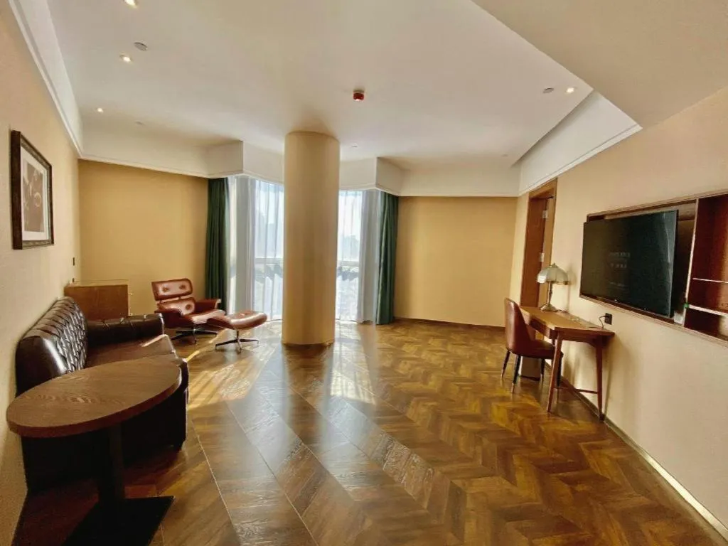 James Joyce Coffetel Tianjing First Central Hospital Nankai University